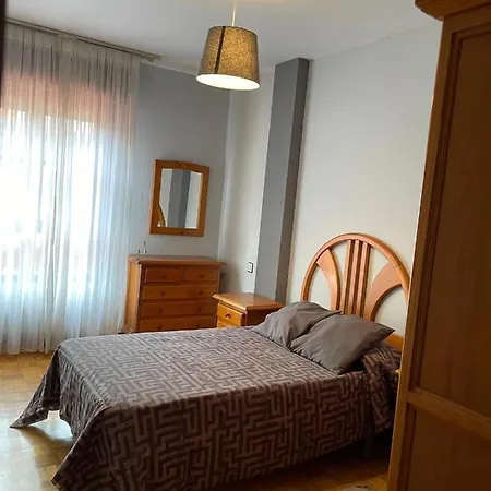 Piso Amplio Y Acogedor * Noreña